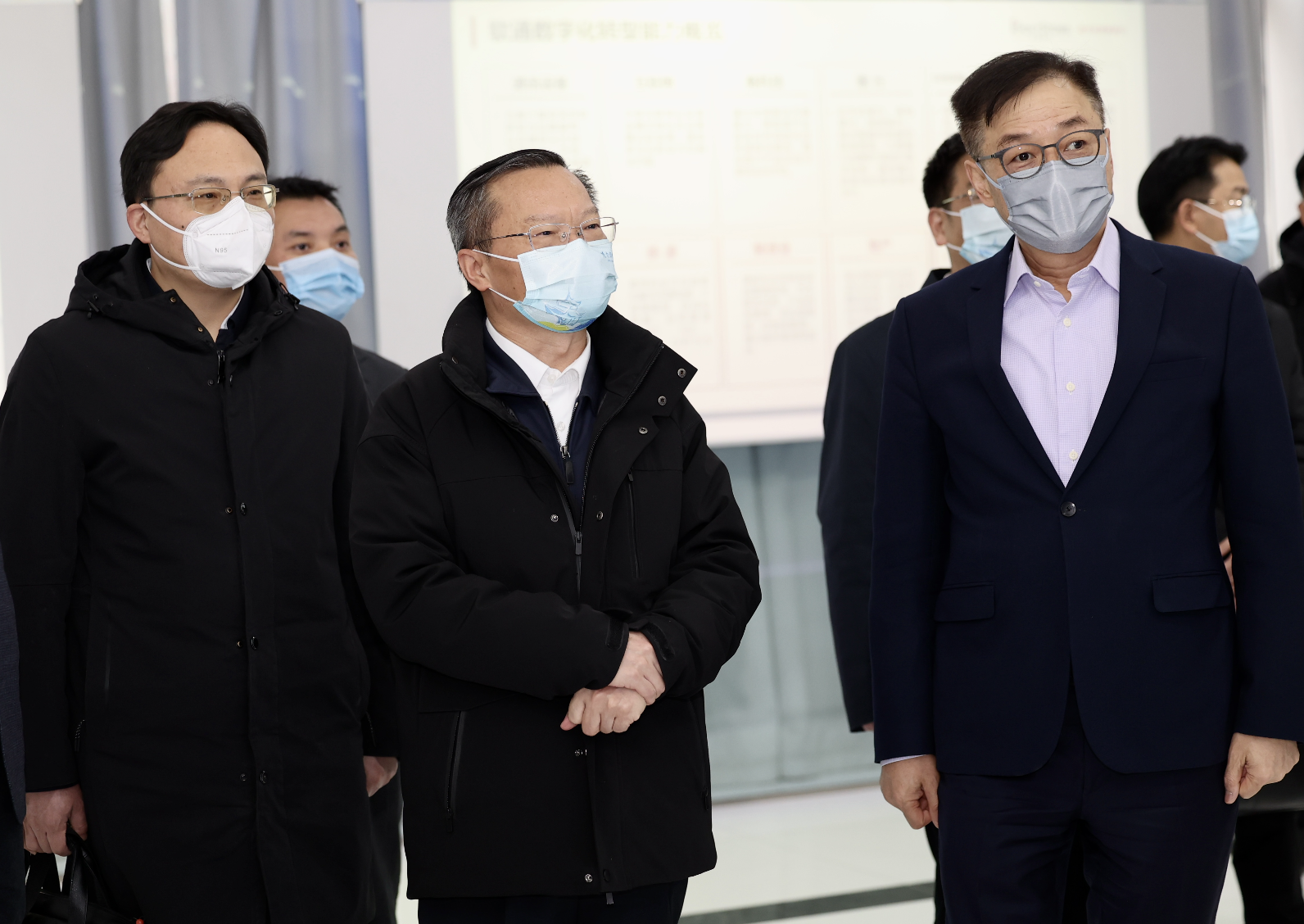 贵州省委常委、贵阳市委书记胡忠雄一行赴99499威尼斯动力旅行调研